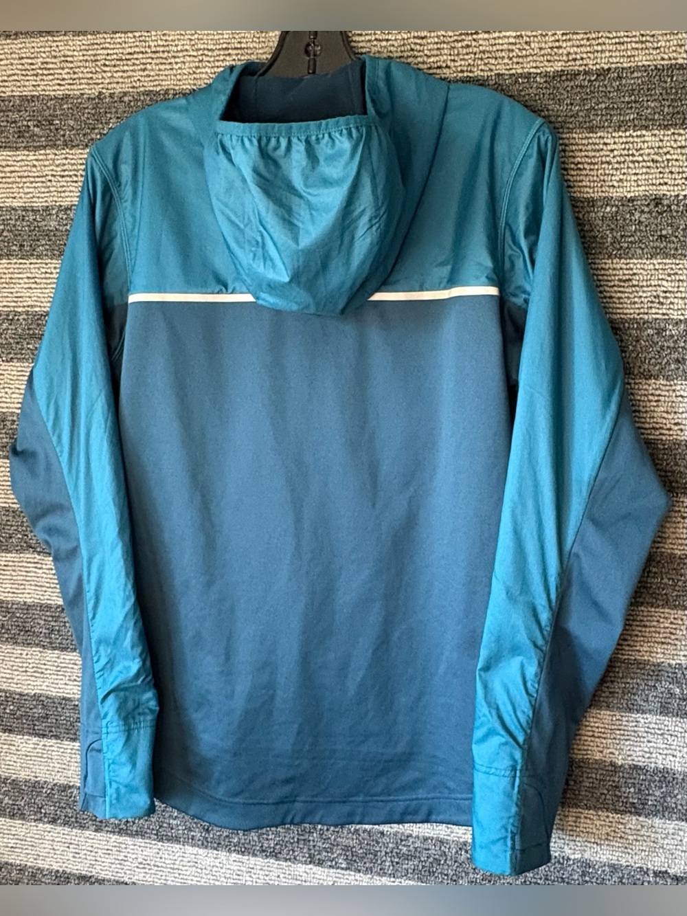 MEC Nitro Thermal Run Teal Running Jacket Men's Small EUC - Picture 7 of 8